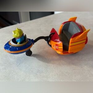 Disney World Toy Story Land Alien Swirling Saucers Ride Pull Toy orange blue